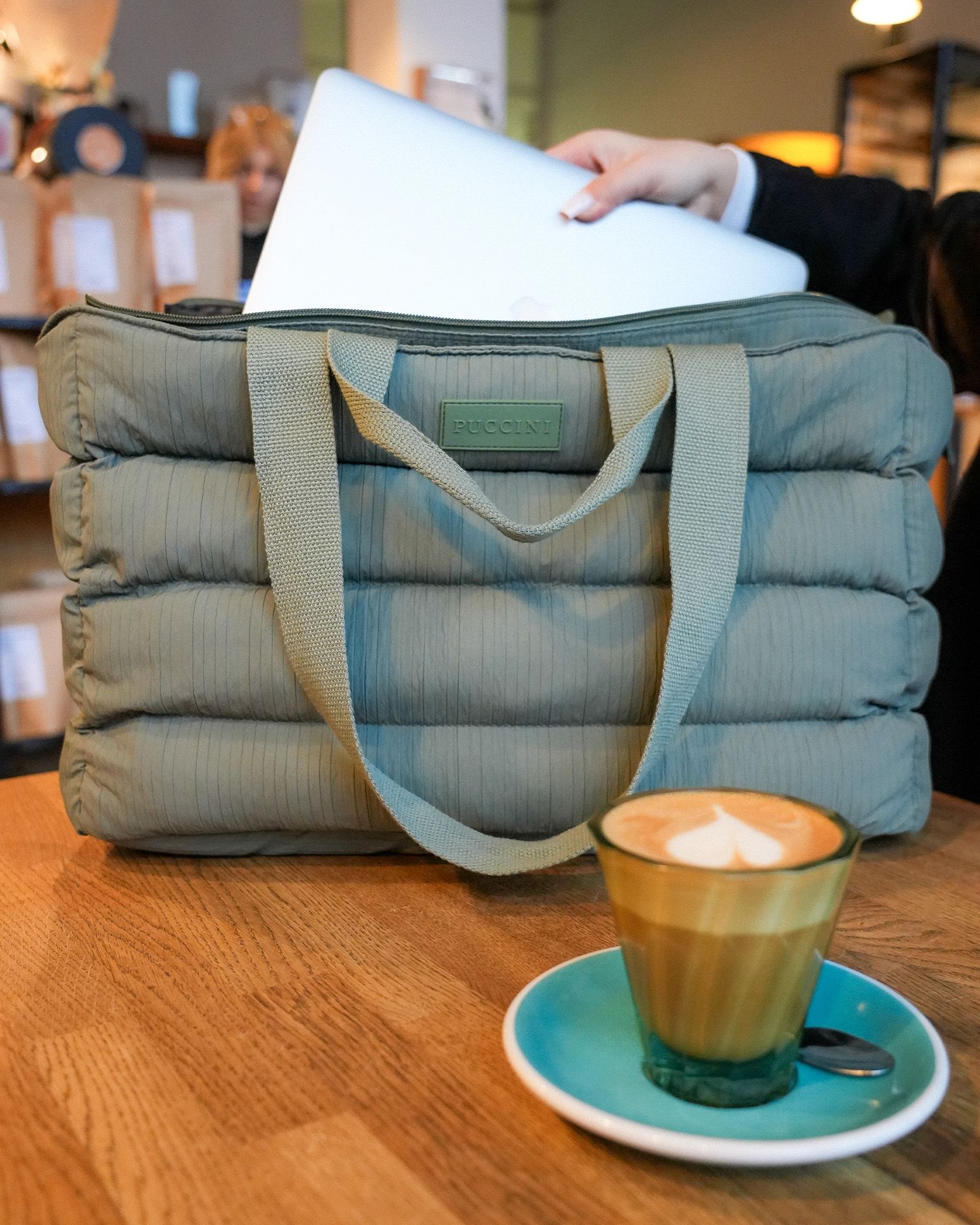 Geantă urbană cu compartiment pentru laptop de 15,6 inci verde